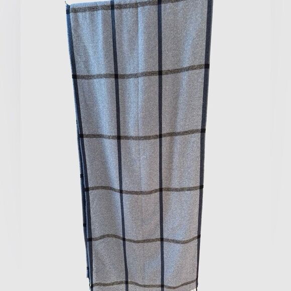 Colombo 100% Cashmere Scarf Blue Gray Windowpane Italy Fringe 72x25”) - Picture 3 of 11